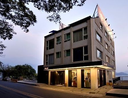 Spa Home Sun Moon Lake Luxury Lakeside Hotel Юйчи Экстерьер фото