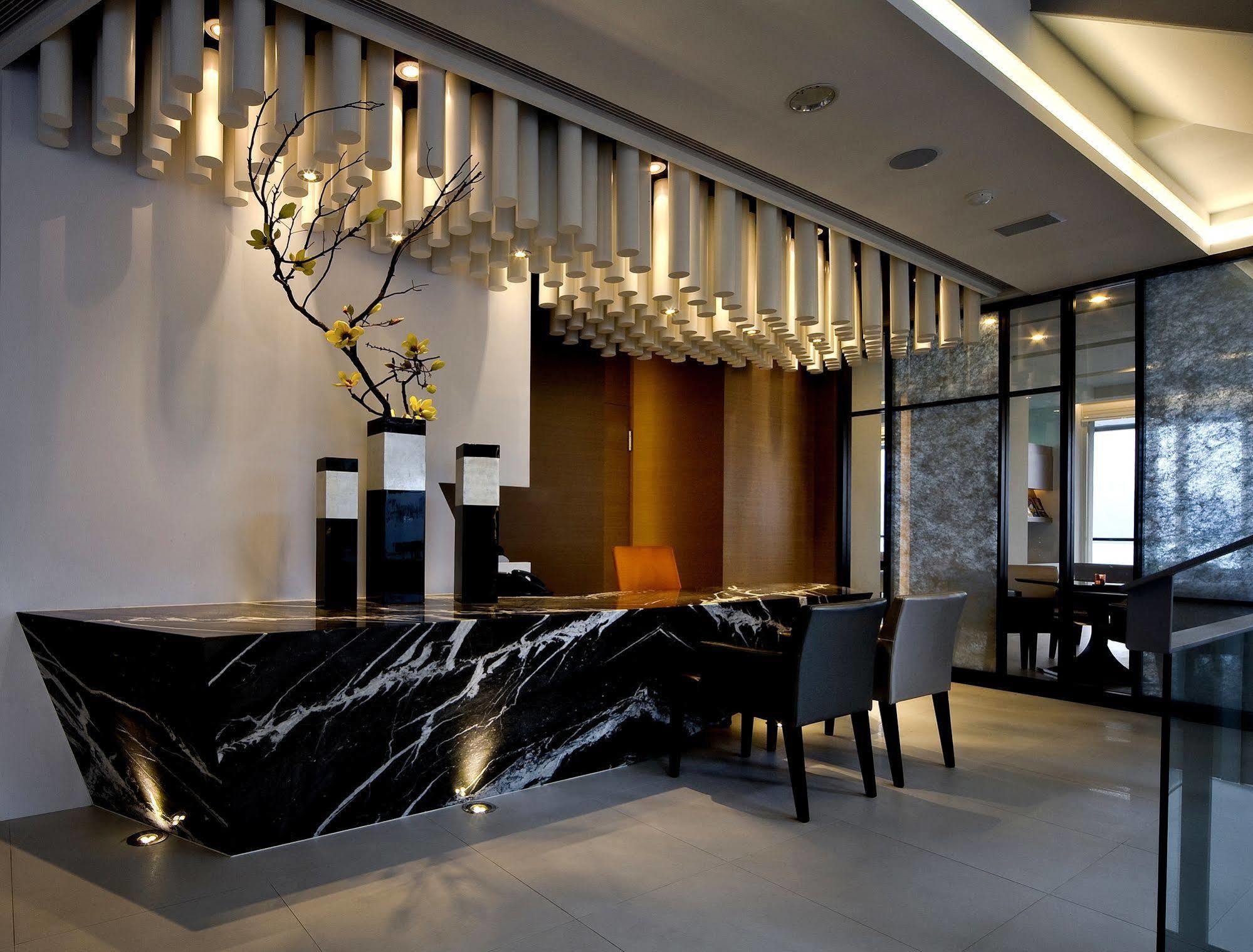 Spa Home Sun Moon Lake Luxury Lakeside Hotel Юйчи Экстерьер фото